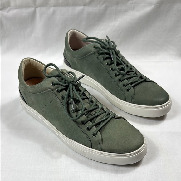 Common Projects Green Men's Shoes - Picture 2 of 5